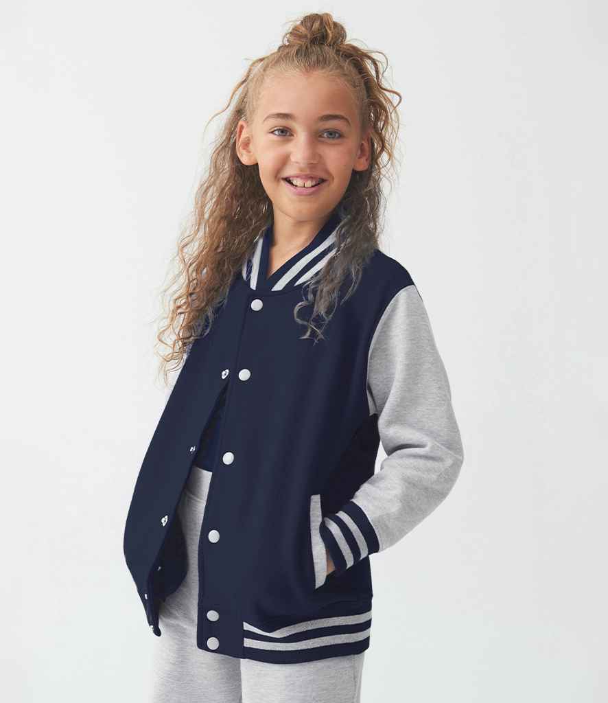 JH043B Oxford Navy/White Model